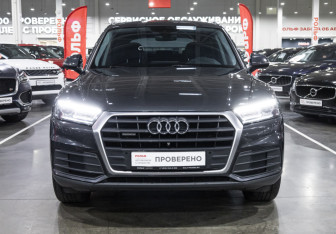 Подержанный автомобиль Audi Q5 2019 года (4 фото)