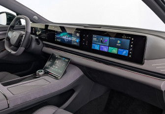 Новый Voyah Passion 2025 (9 фото)