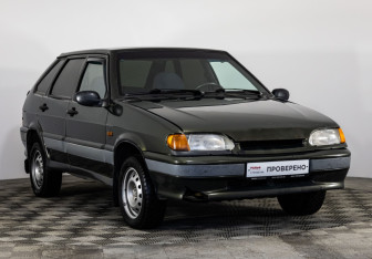 Подержанный автомобиль LADA (ВАЗ) 2114 2004 года (3 фото)