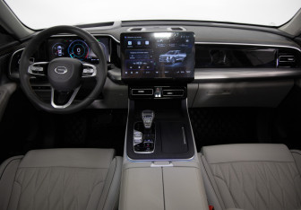 Подержанный автомобиль GAC GS8 2024 года (9 фото)
