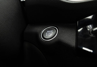 Подержанный автомобиль Kia K3 Sedan 2023 года (20 фото)