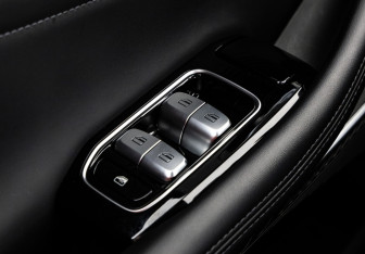 Подержанный автомобиль Exeed RX 2025 года (22 фото)