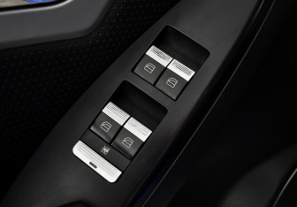 Подержанный автомобиль Lifan X60 2014 года (16 фото)