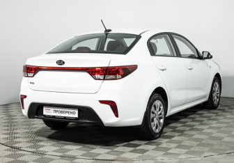 Подержанный автомобиль Kia Rio Sedan 2018 года (5 фото)