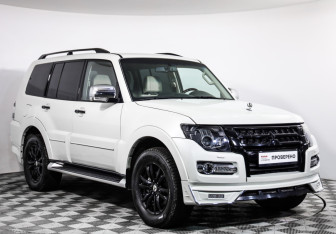 Подержанный автомобиль Mitsubishi Pajero 2019 года (3 фото)