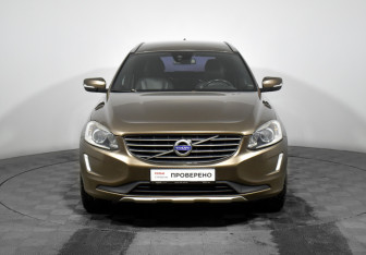 Подержанный автомобиль Volvo XC60 2014 года (2 фото)
