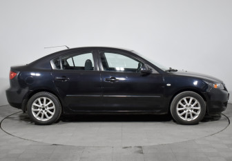 Подержанный автомобиль Mazda 3 Sedan 2007 года (4 фото)