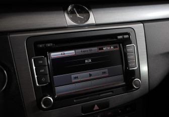 Подержанный автомобиль Volkswagen Passat Sedan 2012 года (12 фото)