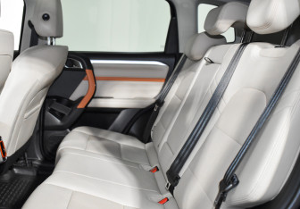 Подержанный автомобиль Haval Dargo 2023 года (12 фото)