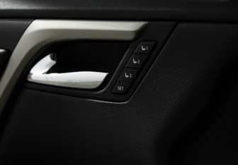 Подержанный автомобиль Lexus RX 2017 года (16 фото)