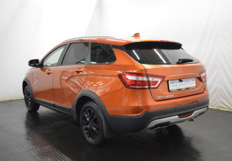 Подержанный автомобиль LADA (ВАЗ) Vesta Wagon 2019 года (7 фото)