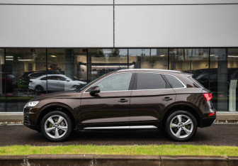 Подержанный автомобиль Audi Q5 2018 года (9 фото)