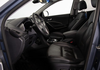 Подержанный автомобиль Hyundai Santa Fe 2015 года (11 фото)