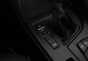 Подержанный автомобиль BMW X1 2018 года (17 фото)