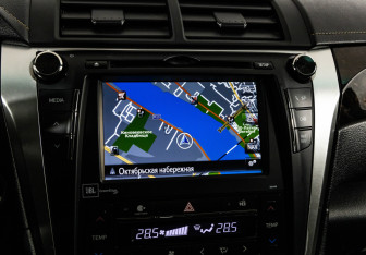 Подержанный автомобиль Toyota Camry Sedan 2015 года (16 фото)