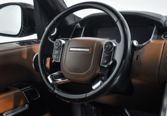 Подержанный автомобиль Land Rover Range Rover 2013 года (18 фото)