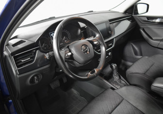 Подержанный автомобиль Skoda Rapid Liftback 2020 года (9 фото)
