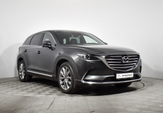 Подержанный автомобиль Mazda CX-9 2017 года (3 фото)