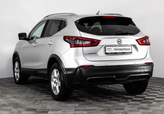 Подержанный автомобиль Nissan Qashqai 2019 года (7 фото)