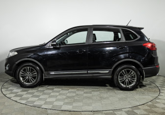 Подержанный автомобиль Chery Tiggo 5 2015 года (8 фото)