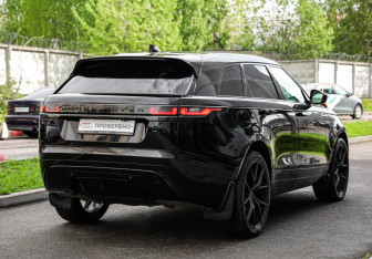 Подержанный автомобиль Land Rover Range Rover Velar 2017 года (6 фото)