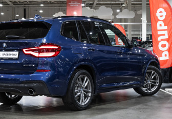 Подержанный автомобиль BMW X3 2018 года (7 фото)