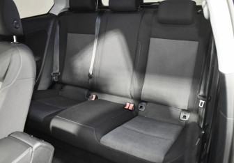 Подержанный автомобиль Volkswagen Golf Hatchback 2013 года (11 фото)