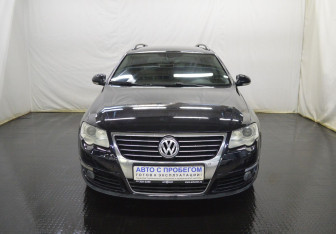Подержанный автомобиль Volkswagen Passat Wagon 2008 года (2 фото)