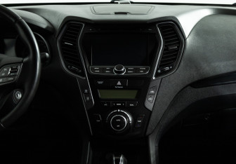 Подержанный автомобиль Hyundai Santa Fe 2014 года (14 фото)