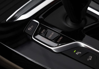 Подержанный автомобиль BMW X4 2019 года (21 фото)