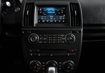 Подержанный автомобиль Land Rover Freelander 2014 года (16 фото)