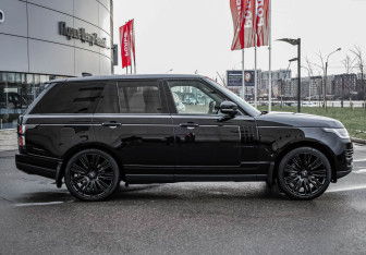 Подержанный автомобиль Land Rover Range Rover 2021 года (5 фото)