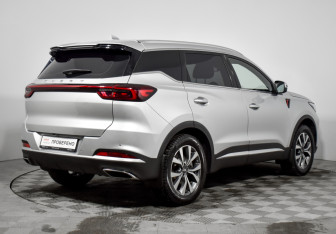 Подержанный автомобиль Chery Tiggo 7 Pro Max 2023 года (5 фото)