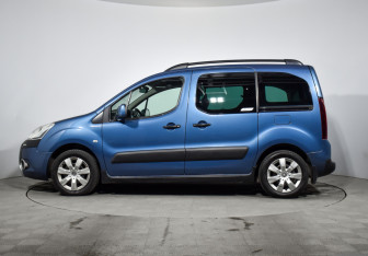 Подержанный автомобиль Citroen Berlingo 2012 года (7 фото)