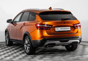 Подержанный автомобиль LADA (ВАЗ) Vesta Wagon 2021 года (7 фото)