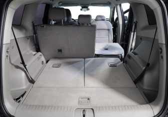 Подержанный автомобиль Chevrolet Orlando 2012 года (24 фото)