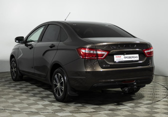 Подержанный автомобиль LADA (ВАЗ) Vesta Sedan 2022 года (7 фото)