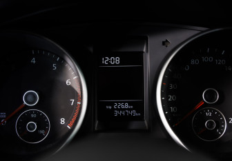 Подержанный автомобиль Volkswagen Golf Hatchback 2011 года (10 фото)