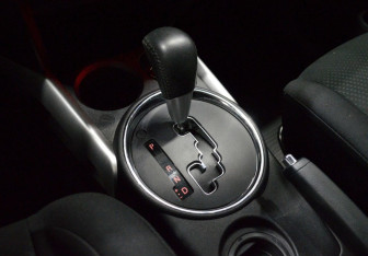 Подержанный автомобиль Mitsubishi ASX 2013 года (14 фото)