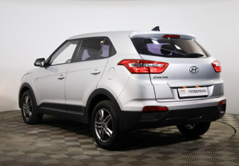 Подержанный автомобиль Hyundai Creta 2018 года (7 фото)