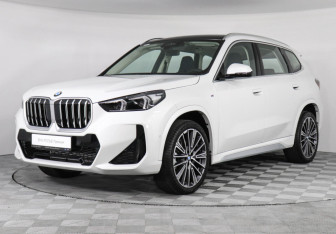 Новый BMW X1 2026 (2 фото)