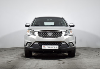 Подержанный автомобиль SsangYong Actyon 2013 года (2 фото)