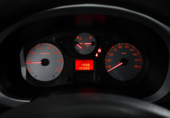 Подержанный автомобиль Citroen Berlingo 2013 года (15 фото)
