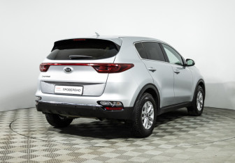 Подержанный автомобиль Kia Sportage 2018 года (5 фото)