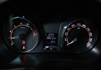 Подержанный автомобиль LADA (ВАЗ) Granta Hatchback 2022 года (11 фото)