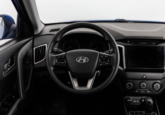 Подержанный автомобиль Hyundai Creta 2017 года (11 фото)