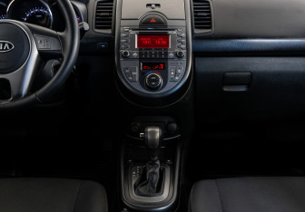 Подержанный автомобиль Kia Soul 2010 года (12 фото)