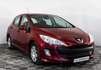 Подержанный автомобиль Peugeot 308 Hatchback 2010 года (3 фото)