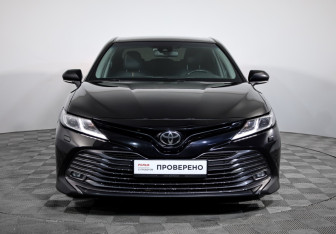 Подержанный автомобиль Toyota Camry Sedan 2021 года (2 фото)