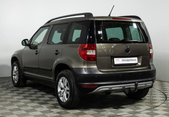 Подержанный автомобиль Skoda Yeti 2012 года (7 фото)
